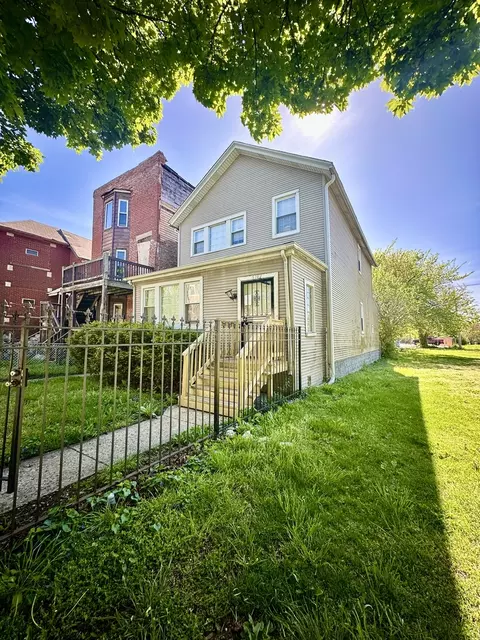 5742 S Wabash Ave, Chicago, IL 60637