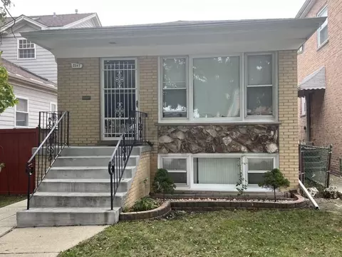 2507 N 75th Ave, Elmwood Park, IL 60707