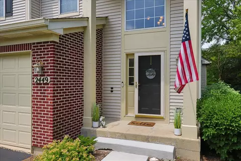 2449 Stonegate Rd, Algonquin, IL 60102 photo 2