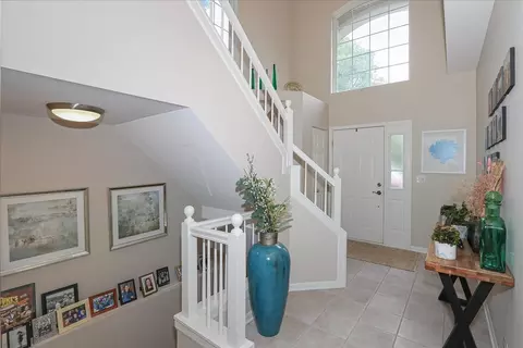 2449 Stonegate Rd, Algonquin, IL 60102 photo 4