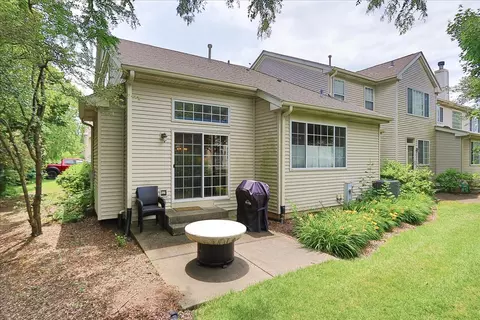 2449 Stonegate Rd, Algonquin, IL 60102 photo 3