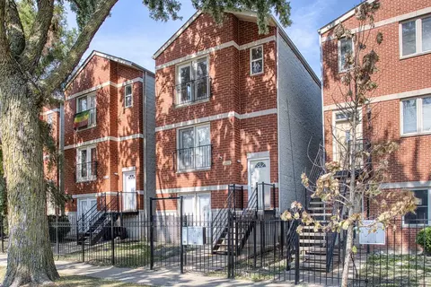 3010 W Flournoy St #3, Chicago, IL 60612