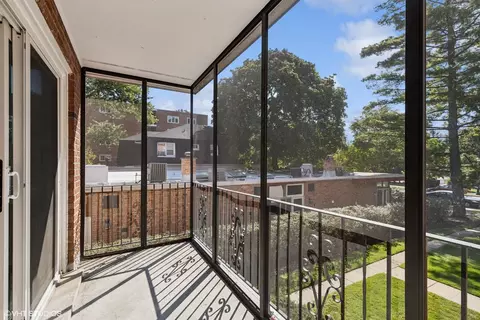 2425 Central St #2B, Evanston, IL 60201 photo 9