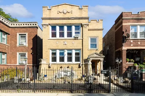 2957 N Keating Ave, Chicago, IL 60641