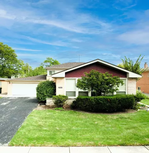 9437 Ozanam Ave, Morton Grove, IL 60053