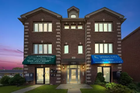 Exterior - 7421 W Archer Ave #3B, Summit, IL 60501 photo 2 of 5