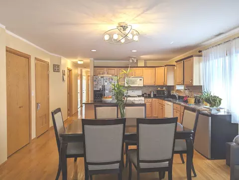 Kitchen - 7421 W Archer Ave #3B, Summit, IL 60501 photo 5 of 5