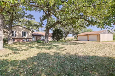 18530 Stevens Rd, Marengo, IL 60152