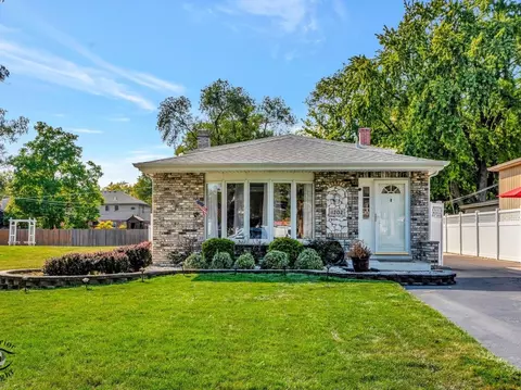 11202 S Leclaire Ave, Alsip, IL 60803