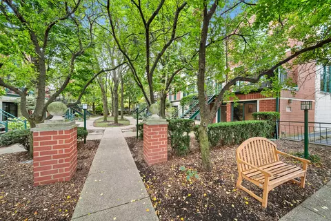 1812 S Federal St #1, Chicago, IL 60616