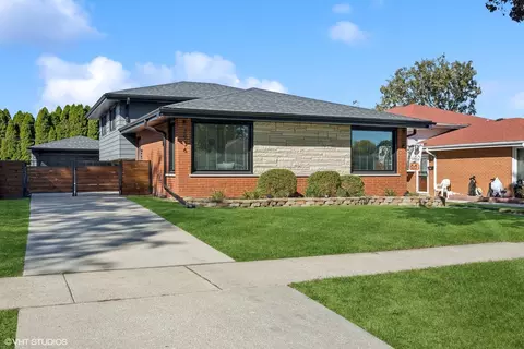 2936 Mayfair Ave, Westchester, IL 60154