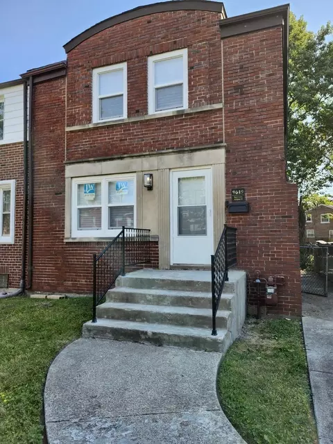 9619 S Euclid Ave, Chicago, IL 60617