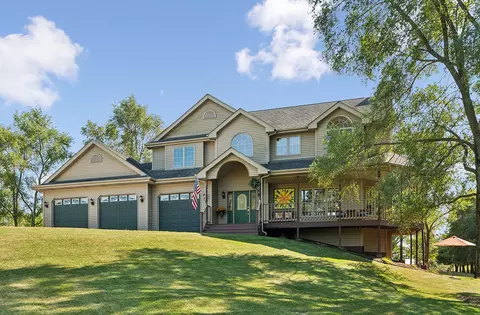 1843 W Indiana Ave, Beecher, IL 60401