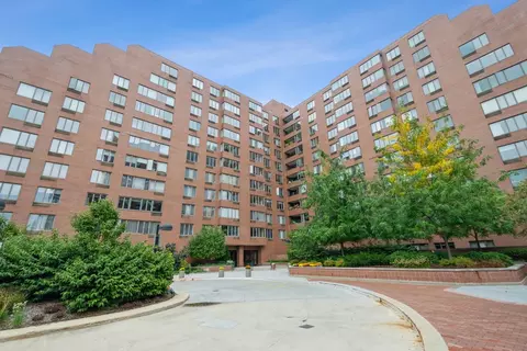 801 S Plymouth Ct #1007, Chicago, IL 60605