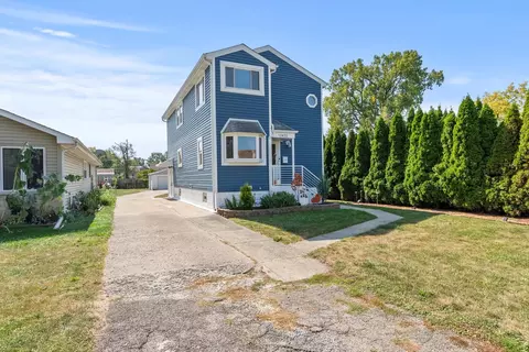10433 W Lyndale Ave, Melrose Park, IL 60164