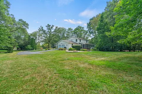 735 Circle Dr, Tower Lakes, IL 60010 photo 36