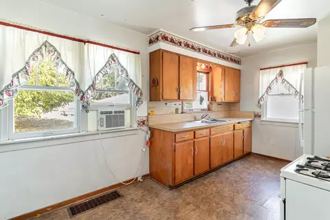 2830 Ridge Rd, Lansing, IL 60438 photo 9