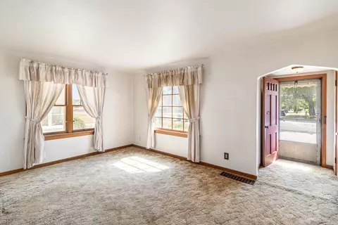 2830 Ridge Rd, Lansing, IL 60438 photo 4