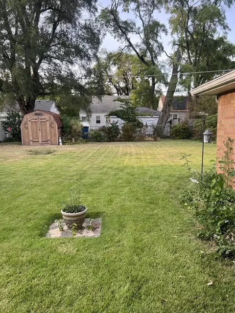 523 Beckman Dr, Kankakee, IL 60901 photo 3