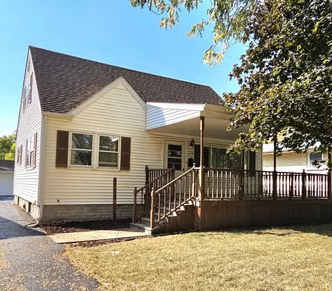 129 Earl Ave, Joliet, IL 60436