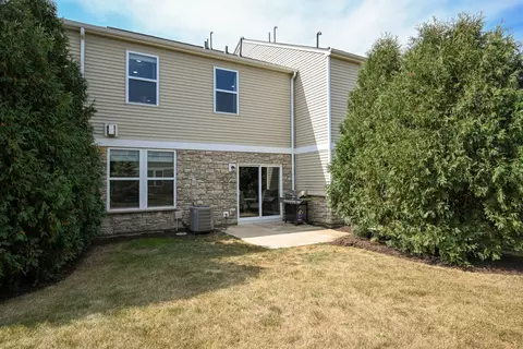 Exterior - 367 Devoe Dr, Oswego, IL 60543 photo 2 of 2