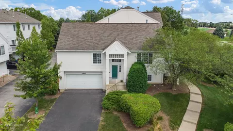 2445 Oakfield Ct #2445, Aurora, IL 60503