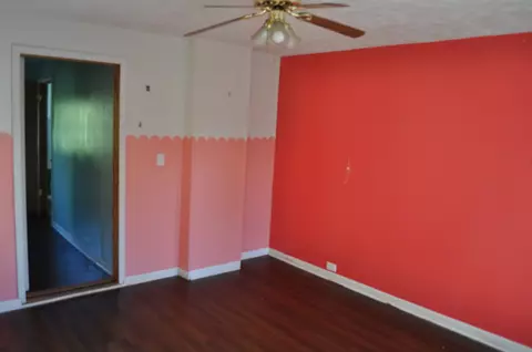 Bedroom - 424 Chambers St, Ottawa, IL 61350 photo 4 of 4