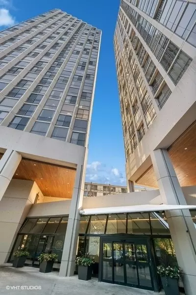 345 W Fullerton Pkwy #707, Chicago, IL 60614
