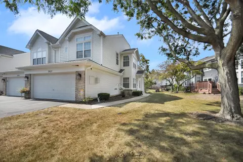 3927 Garnette Ct, Naperville, IL 60564