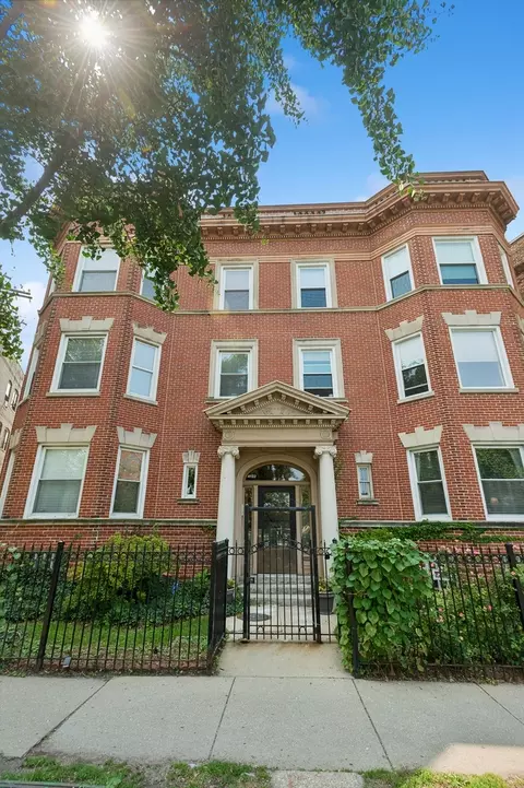 4134 N Clarendon Ave #1N, Chicago, IL 60613