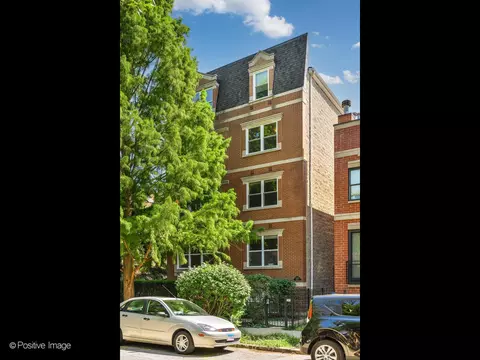 2327 W Medill Ave #3, Chicago, IL 60647