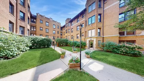 7715 N Hermitage Ave #2J, Chicago, IL 60626