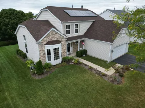 855 Franklin Dr, South Elgin, IL 60177