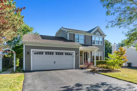 321 Copper Canyon Trl, Cary, IL 60013