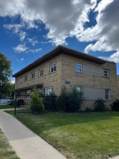 1417 Hervey Ave, North Chicago, IL 60064