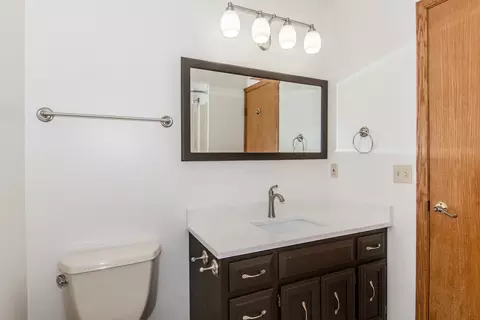 Bath - 15222 S James St, Plainfield, IL 60544 photo 4 of 10