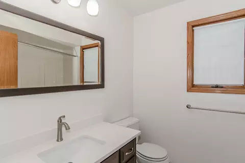 Bath - 15222 S James St, Plainfield, IL 60544 photo 7 of 10