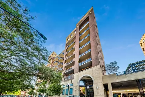 811 W 15th Pl #314, Chicago, IL 60608