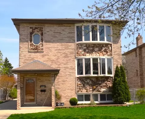 4311 Grace St, Schiller Park, IL 60176