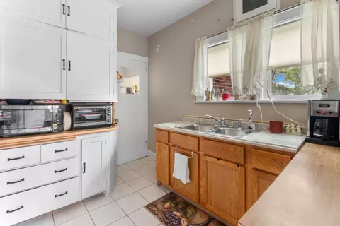 241 W 16th St, Chicago Heights, IL 60411 photo 11