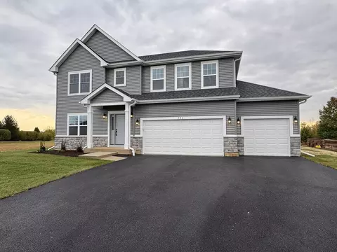 906 Hayden Dr, Yorkville, IL 60560