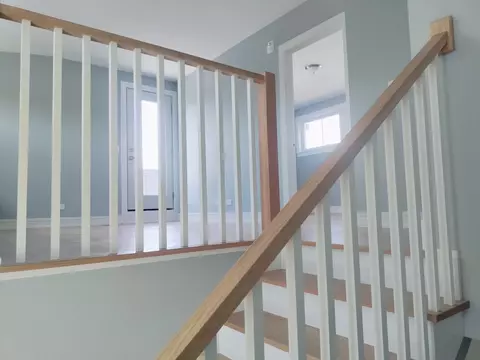 Entry Way - 2110 Darrow Ave, Evanston, IL 60201 photo 3 of 3