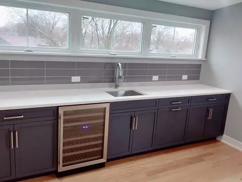 Kitchen - 2110 Darrow Ave, Evanston, IL 60201 photo 1 of 10