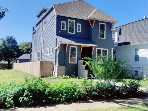 Exterior - 2110 Darrow Ave, Evanston, IL 60201 photo 2 of 12