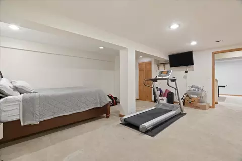 1650 Nicholson Dr, Hoffman Estates, IL 60192 photo 38