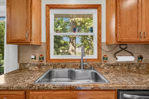 2510 Brett Dr, Champaign, IL 61821 photo 13