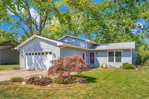 2510 Brett Dr, Champaign, IL 61821