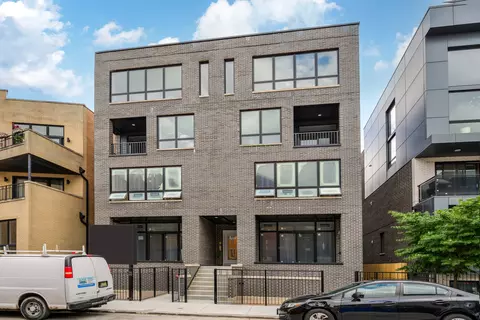 1533 W Fry St #3E, Chicago, IL 60642