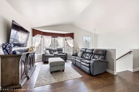Other - 655 Serendipity Dr, Aurora, IL 60504 photo 3 of 7