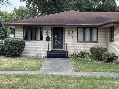 407 S 4th St #0, Fairbury, IL 61739